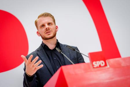 Ende Juni soll Tim Klüssendorf zum SPD-Generalsekretär gewählt werden. Ende Juni soll Tim Klüssendorf zum SPD-Generalsekretär gewählt werden.