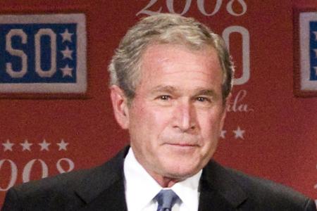 Es sollte wahrhaft keine Entschuldigung sein, dass auch die mächtigsten Menschen der Welt gegen bestehende Gesetze verstoßen. Der spätere US-Präsident George W. Bush wurde im Alter von 30 Jahren dabei ...