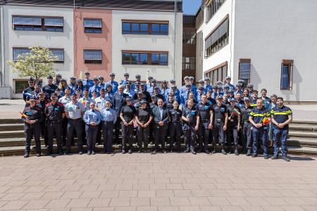 Die Hochschule der Polizei Rheinland-Pfalz veranstaltete im Mai 2025 die 24. Internationale Projektwoche. Diese brachte junge Polizeibeschäftigte aus Belgien, Bulgarien, Estland, Finnland, Frankreich, Großbritannien, Luxemburg, Rumänien und Spanien zusammen. // Foto: HdP/Ziprian Die Hochschule der Polizei Rheinland-Pfalz veranstaltete im Mai 2025 die 24. Internationale Projektwoche. Diese brachte junge Polizeibeschäftigte aus Belgien, Bulgarien, Estland, Finnland, Frankreich, Großbritannien, Luxemburg, Rumänien und Spanien zusammen. // Foto: HdP/Ziprian