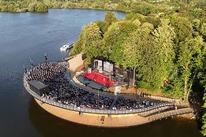 Theater, Konzerte und Opern unter freiem Himmel