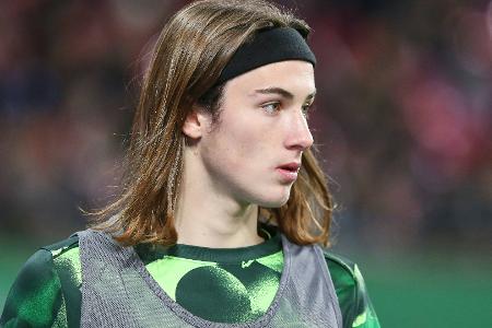 Mittelfeldtalent Bröger wechselt nach Paderborn Mittelfeldtalent Bröger wechselt nach Paderborn