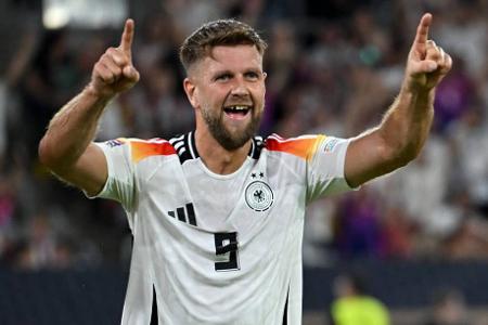 Niclas Füllkrug (West Ham) - Hat eine schwierige Saison hinter sich, immer wieder gab es Wechselgerüchte um den Hammers-Stürmer, der gleich zwei schwere Verletzungen hinter sich hat. Drei Tore konnte der frühere Werder- und BVB-Stürmer daher nur erzielen. Füllkrug wird sich vorerst hinten anstellen müssen.
