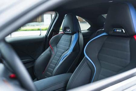 Vordersitze des BMW M2 von Dähler.