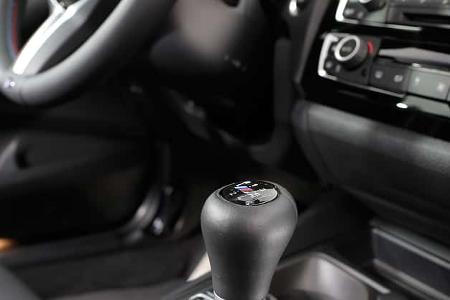 BMW M2, Cockpit