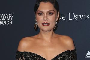 Jessie J macht Brustkrebsdiagnose öffentlich und kündigt Auszeit an