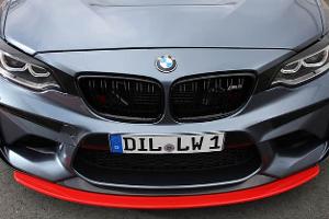 200 Kilo leichter und 220 PS stärker