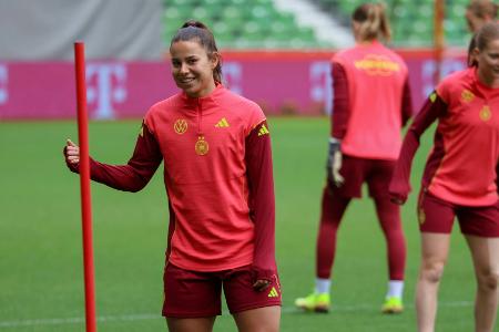 DFB-Frauen: Oberdorf nicht bei EM dabei DFB-Frauen: Oberdorf nicht bei EM dabei