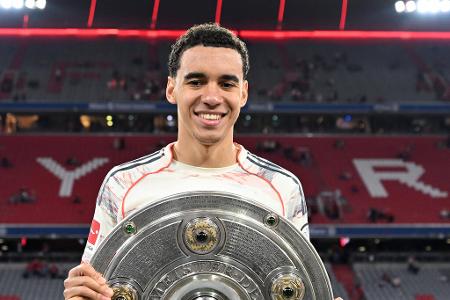 Platz 1: Jamal Musiala (FC Bayern) - 154,8 Mio. Euro - 22 Jahre, offensives Mittelfeld, Vertrag bis 2030