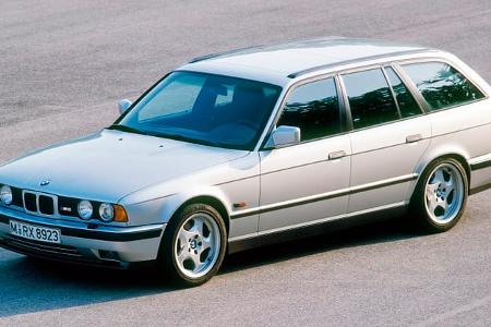 10/2021_BMW M5 Touring (E34)