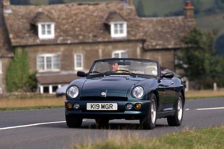 10/2021_MG RV8