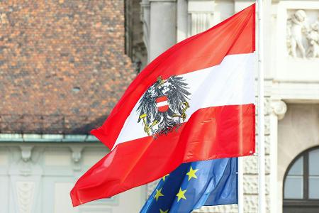 Die EU-Kommission beaufsichtigt, ob die EU-Länder die Regeln für Haushaltsdefizite und Staatsschulden einhalten. (Archivbild) Die EU-Kommission beaufsichtigt, ob die EU-Länder die Regeln für Haushaltsdefizite und Staatsschulden einhalten. (Archivbild)