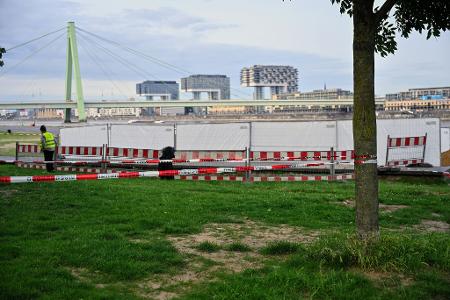Drei Weltkriegsbomben am Deutzer Rheinufer in Köln sollen am Mittwoch entschärft werden.