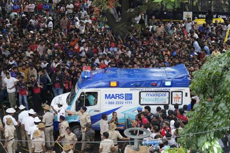 Mindestens elf Tote nahe Kricket-Stadion in Indien