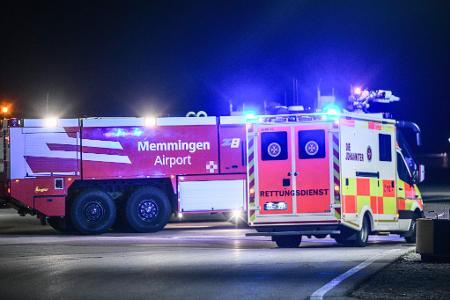 Am Flughafen Memmingen wurde ein Rettungseinsatz ausgelöst. Am Flughafen Memmingen wurde ein Rettungseinsatz ausgelöst.