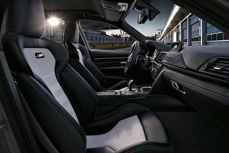 BMW M3 CS 