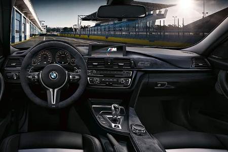 BMW M3 CS 