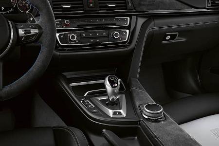 BMW M3 CS 