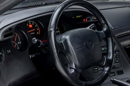 Toyota Supra Mk IV JZA 80 (1994) Cockpit Lenkrad Linkslenker US-Version
