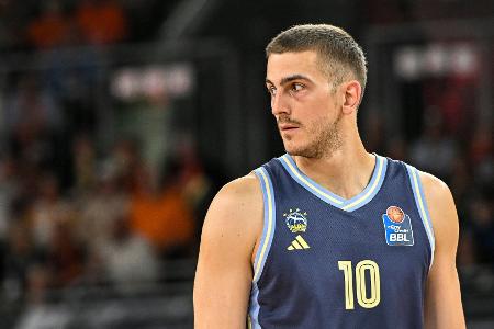 Basketball: Schneider verlässt Alba Berlin Basketball: Schneider verlässt Alba Berlin