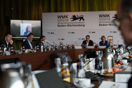 Wirtschaftsministerkonferenz in Stuttgart. (Foto aktuell). Wirtschaftsministerkonferenz in Stuttgart. (Foto aktuell).