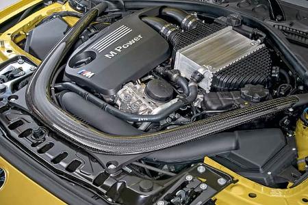 BMW M4, Motor