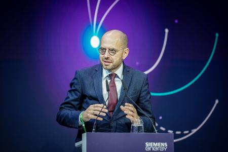Der Chef von Siemens Energy, Christian Bruch, kann auf Garantien des Bundes verzichten. (Archivbild) Der Chef von Siemens Energy, Christian Bruch, kann auf Garantien des Bundes verzichten. (Archivbild)