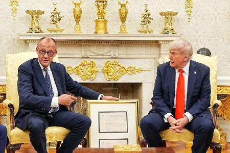 Donald Trump empfing Friedrich Merz mit warmen Worten im Oval Office. 