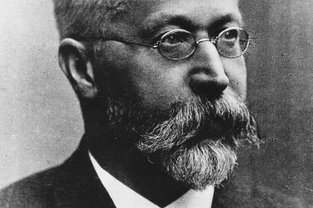 1909: Ferdinand Braun