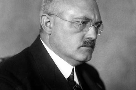 1934: Carl Bosch