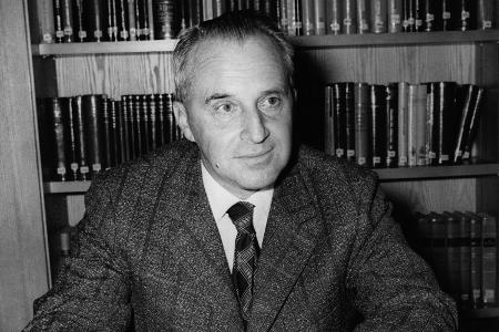 1973: Ernst-Otto Fischer