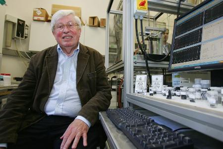 2007: Gerhard Ertl 
