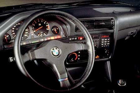 BMW M3, E30, Cockpit, Lenkrad