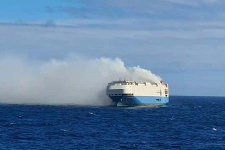 RORO Schiff FELICITY ACE Autotransporter