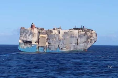 RORO Schiff FELICITY ACE Autotransporter