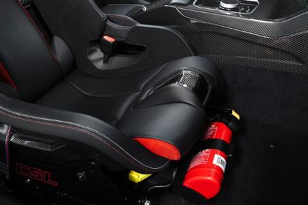 BMW M4 CSL