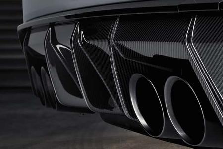 BMW M4 CSL