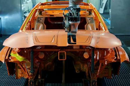10/2021_Neues Lackverfahren BMW M4 10/2021_Neues Lackverfahren BMW M4