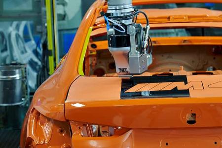 10/2021_Neues Lackverfahren BMW M4