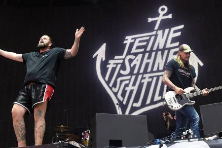 Premiere! Feine Sahne Fischfilet stehen erstmals an der Chartspitze Premiere! Feine Sahne Fischfilet stehen erstmals an der Chartspitze