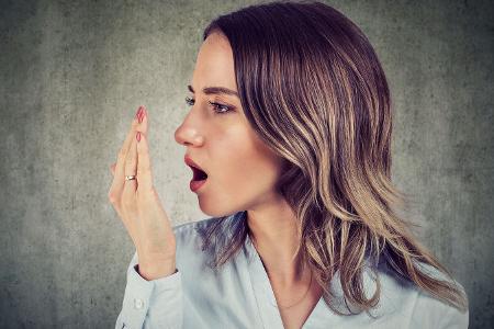 Mundgeruch natürlich loswerden Mundgeruch natürlich loswerden