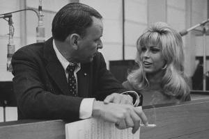Musiklegende der 60er-Jahre: So sieht Nancy Sinatra heute aus  