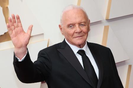 Anthony Hopkins (86)