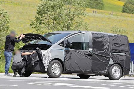 Erlkönig Hyundai Staria EV