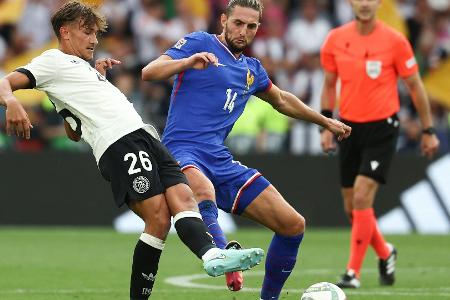Medien: Nach Tah auch Bischof schon zur Klub-WM zu den Bayern Medien: Nach Tah auch Bischof schon zur Klub-WM zu den Bayern