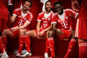 Neues Bayern-Heimtrikot mit "Special Flock" für Ikone Müller