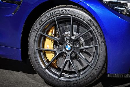 04/2017 BMW M4 CS
