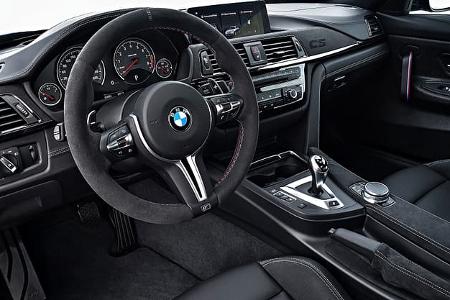 04/2017 BMW M4 CS