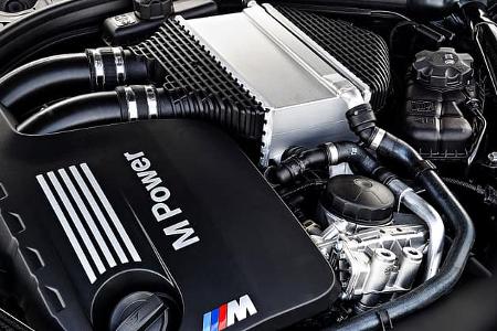 04/2017 BMW M4 CS
