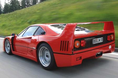 Ferrari F40, Heckansicht