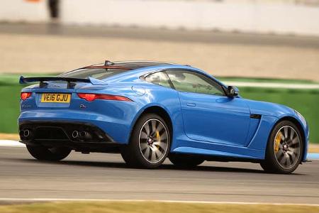 Jaguar F-Type SVR, Heckansicht